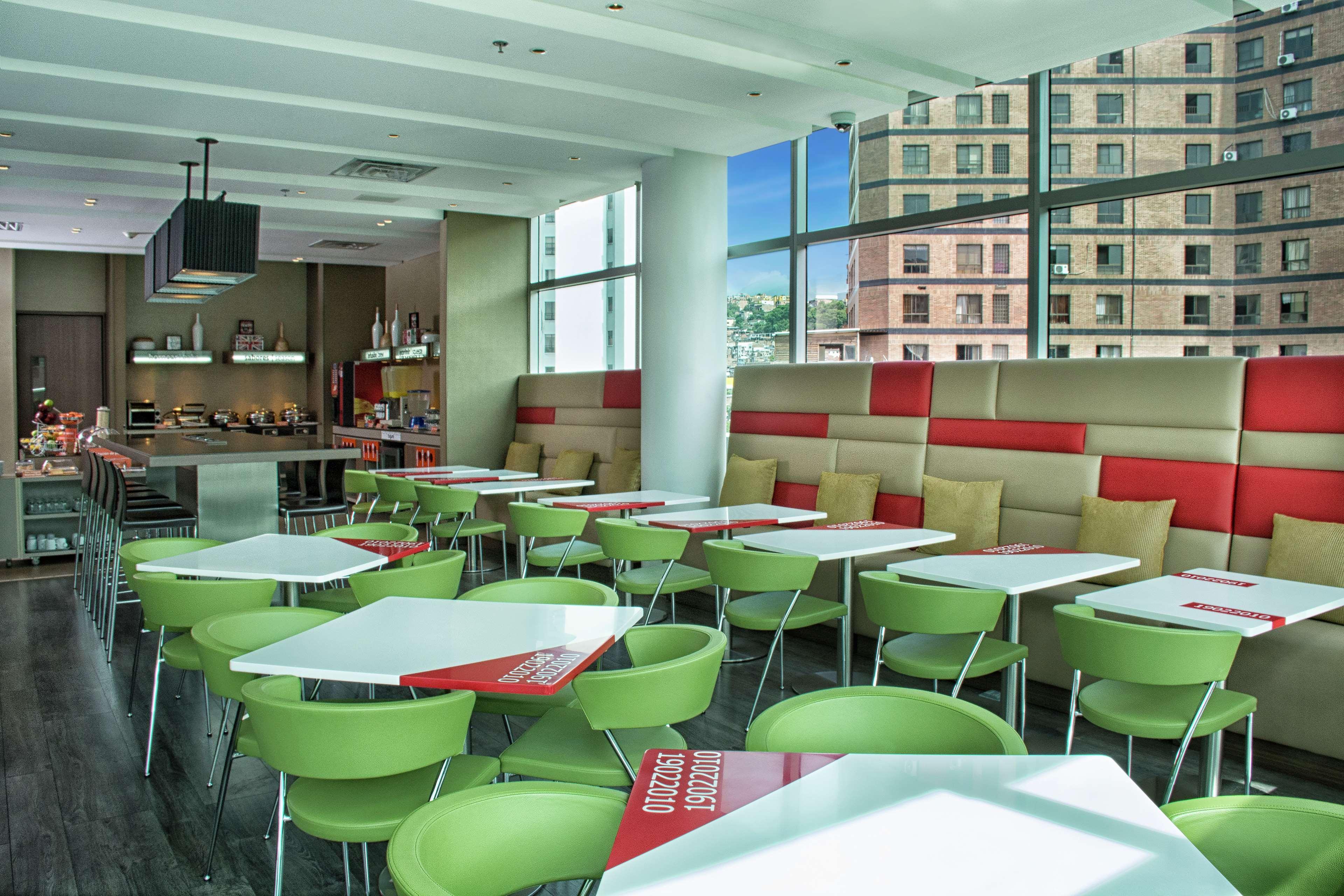 Hotel Hampton By Hilton
